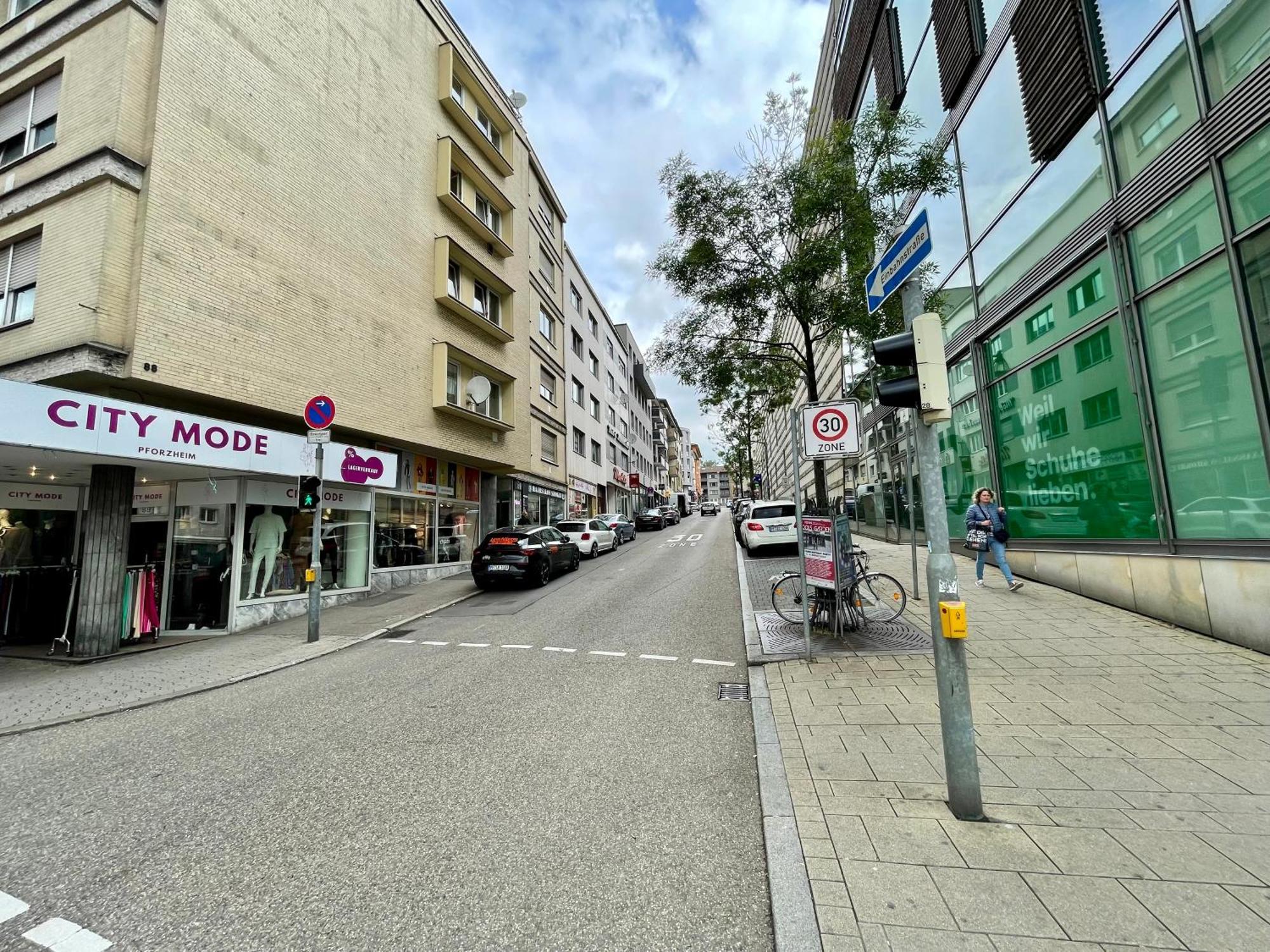 Neu Goldstadt Wunderschoenes 2 Zimmer Apartament Schloessle Zentrum 普福尔茨海姆 外观 照片